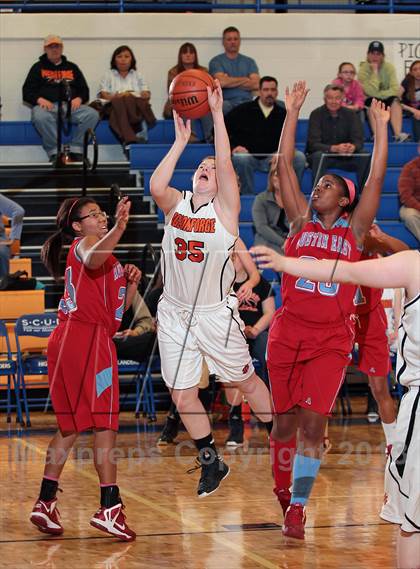 Thumbnail 3 in Pigeon Forge vs. Austin-East (D3AA District Consolation) photogallery.