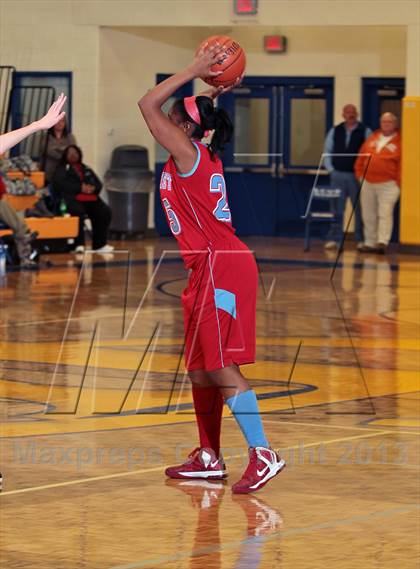 Thumbnail 2 in Pigeon Forge vs. Austin-East (D3AA District Consolation) photogallery.