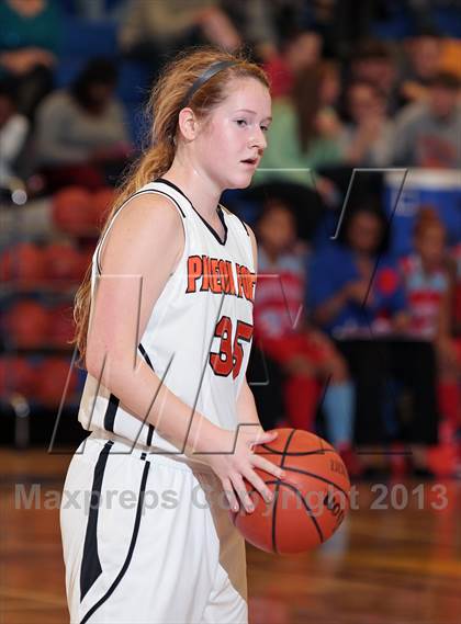 Thumbnail 2 in Pigeon Forge vs. Austin-East (D3AA District Consolation) photogallery.