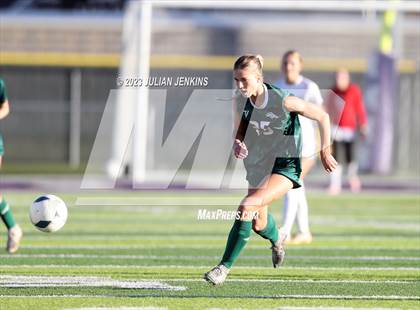 Thumbnail 2 in Eagle vs. Highland- IDHSAA 5A Championship Quarterfinal photogallery.