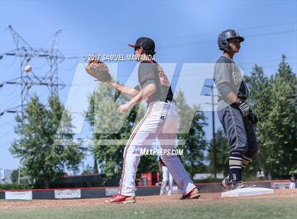 Thumbnail 3 in Cleveland vs  Birmingham photogallery.