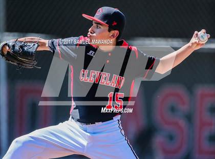 Thumbnail 2 in Cleveland vs  Birmingham photogallery.