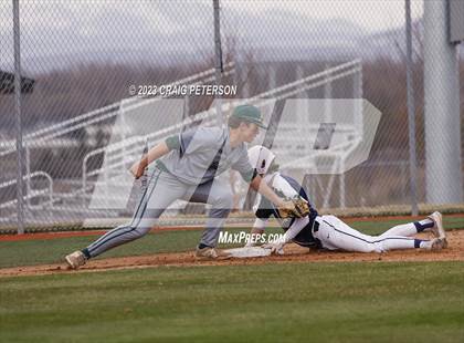 Thumbnail 1 in Summit @ Ridgeline photogallery.