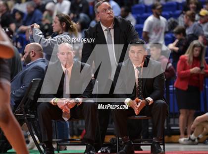 Thumbnail 2 in UIL State Championships - 5A 185lb Final photogallery.