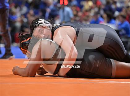 Thumbnail 3 in UIL State Championships - 5A 185lb Final photogallery.