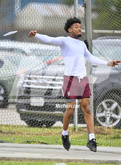 Thumbnail 1 in Houston Relays photogallery.