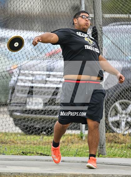 Thumbnail 2 in Houston Relays photogallery.