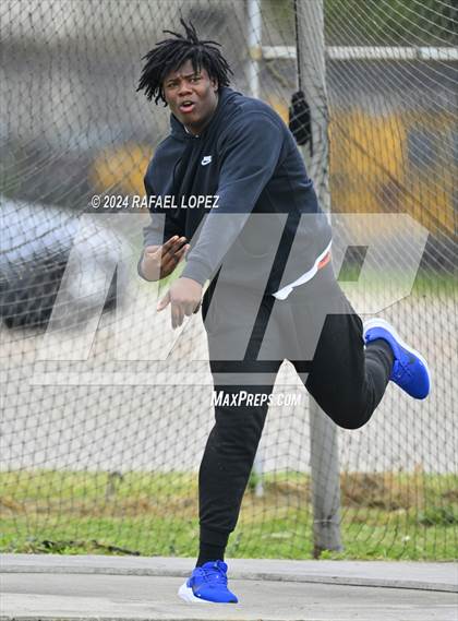 Thumbnail 1 in Houston Relays photogallery.