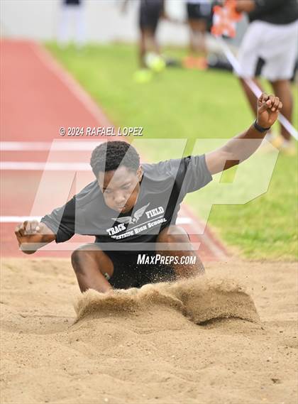 Thumbnail 2 in Houston Relays photogallery.