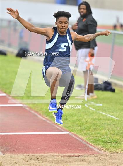 Thumbnail 3 in Houston Relays photogallery.