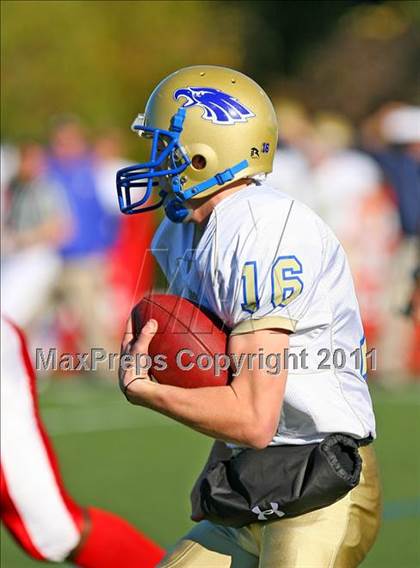 Thumbnail 2 in St. John the Baptist vs. St. Peter's (CHSFL Class A Final) photogallery.