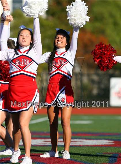 Thumbnail 1 in St. John the Baptist vs. St. Peter's (CHSFL Class A Final) photogallery.