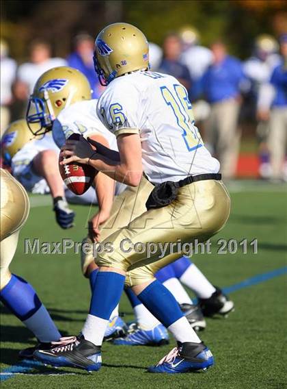 Thumbnail 3 in St. John the Baptist vs. St. Peter's (CHSFL Class A Final) photogallery.