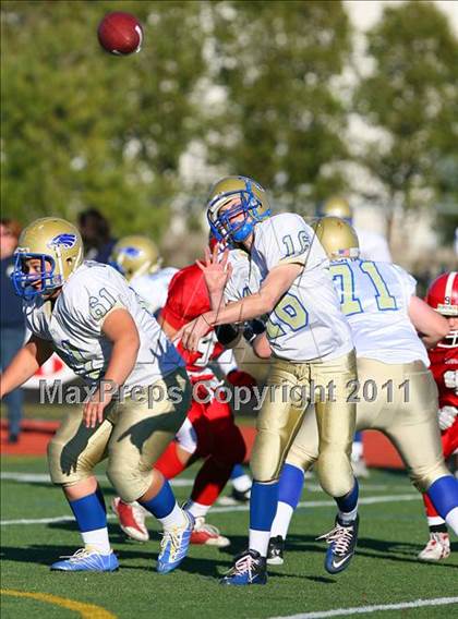 Thumbnail 1 in St. John the Baptist vs. St. Peter's (CHSFL Class A Final) photogallery.