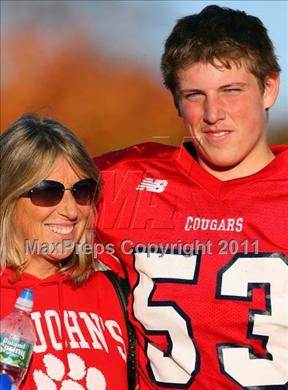 Thumbnail 2 in St. John the Baptist vs. St. Peter's (CHSFL Class A Final) photogallery.