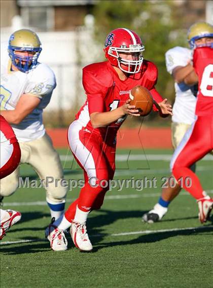 Thumbnail 3 in St. John the Baptist vs. St. Peter's (CHSFL Class A Final) photogallery.