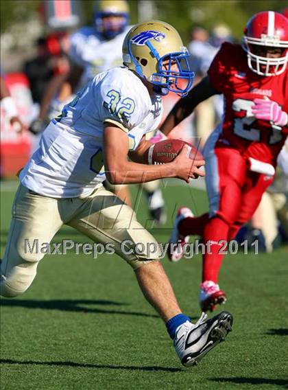 Thumbnail 3 in St. John the Baptist vs. St. Peter's (CHSFL Class A Final) photogallery.