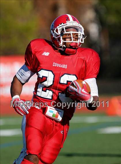Thumbnail 3 in St. John the Baptist vs. St. Peter's (CHSFL Class A Final) photogallery.
