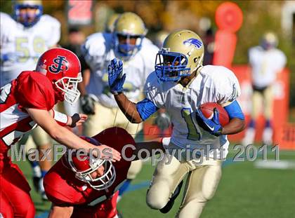 Thumbnail 3 in St. John the Baptist vs. St. Peter's (CHSFL Class A Final) photogallery.