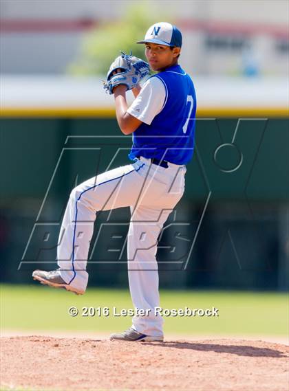 Thumbnail 2 in Blanco vs Natalia (3A Bi-district playoffs) photogallery.