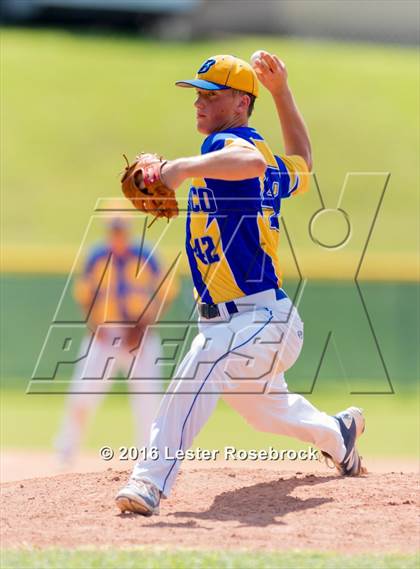 Thumbnail 1 in Blanco vs Natalia (3A Bi-district playoffs) photogallery.