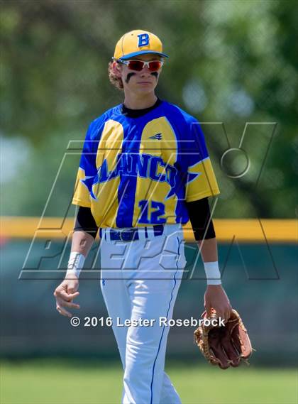Thumbnail 1 in Blanco vs Natalia (3A Bi-district playoffs) photogallery.