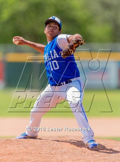 Thumbnail 2 in Blanco vs Natalia (3A Bi-district playoffs) photogallery.