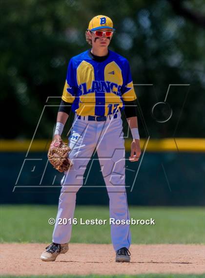 Thumbnail 3 in Blanco vs Natalia (3A Bi-district playoffs) photogallery.