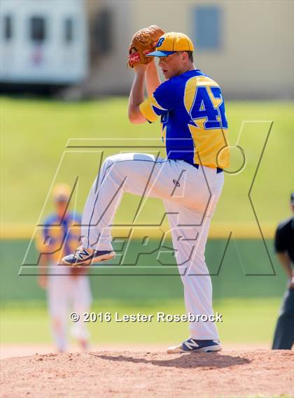 Thumbnail 1 in Blanco vs Natalia (3A Bi-district playoffs) photogallery.
