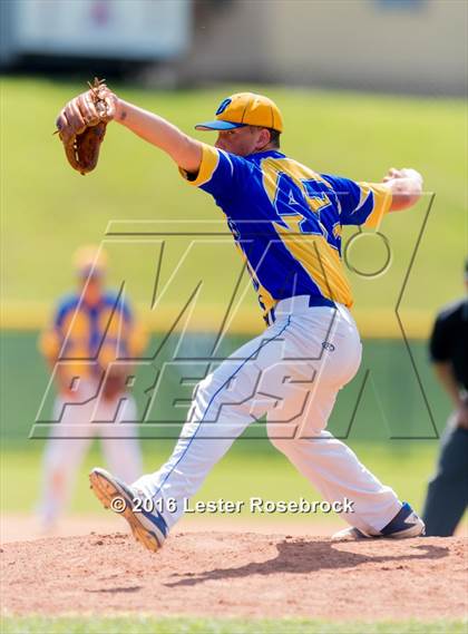 Thumbnail 3 in Blanco vs Natalia (3A Bi-district playoffs) photogallery.