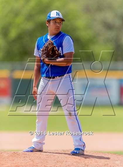 Thumbnail 2 in Blanco vs Natalia (3A Bi-district playoffs) photogallery.