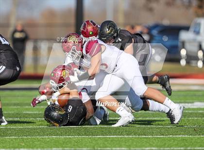 Thumbnail 1 in De Smet Jesuit @ Raymore-Peculiar (MSHSAA Class 6 Semifinal) photogallery.