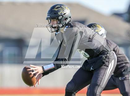 Thumbnail 3 in De Smet Jesuit @ Raymore-Peculiar (MSHSAA Class 6 Semifinal) photogallery.