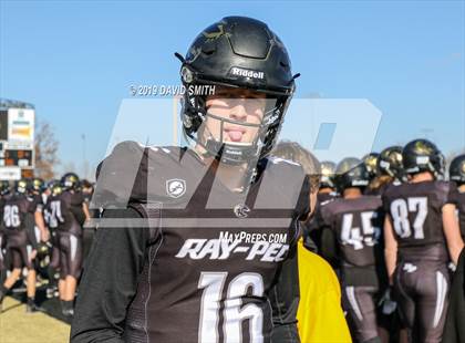 Thumbnail 1 in De Smet Jesuit @ Raymore-Peculiar (MSHSAA Class 6 Semifinal) photogallery.