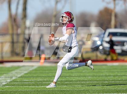 Thumbnail 1 in De Smet Jesuit @ Raymore-Peculiar (MSHSAA Class 6 Semifinal) photogallery.