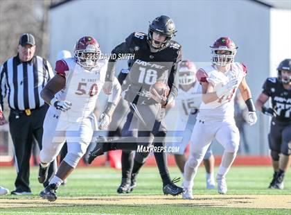 Thumbnail 1 in De Smet Jesuit @ Raymore-Peculiar (MSHSAA Class 6 Semifinal) photogallery.