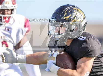 Thumbnail 1 in De Smet Jesuit @ Raymore-Peculiar (MSHSAA Class 6 Semifinal) photogallery.