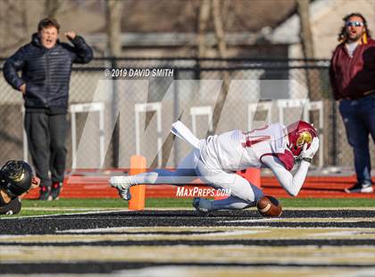 Thumbnail 2 in De Smet Jesuit @ Raymore-Peculiar (MSHSAA Class 6 Semifinal) photogallery.
