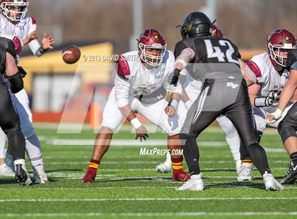 Thumbnail 3 in De Smet Jesuit @ Raymore-Peculiar (MSHSAA Class 6 Semifinal) photogallery.