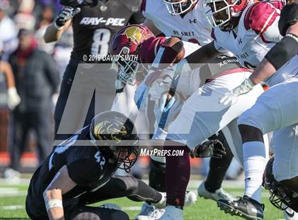 Thumbnail 1 in De Smet Jesuit @ Raymore-Peculiar (MSHSAA Class 6 Semifinal) photogallery.