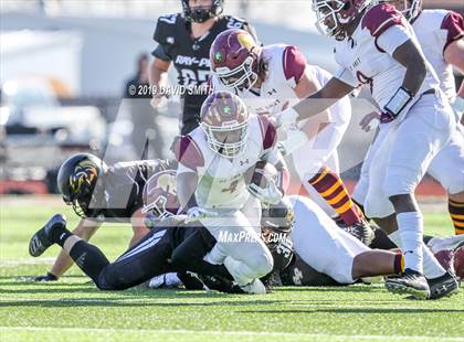 Thumbnail 3 in De Smet Jesuit @ Raymore-Peculiar (MSHSAA Class 6 Semifinal) photogallery.