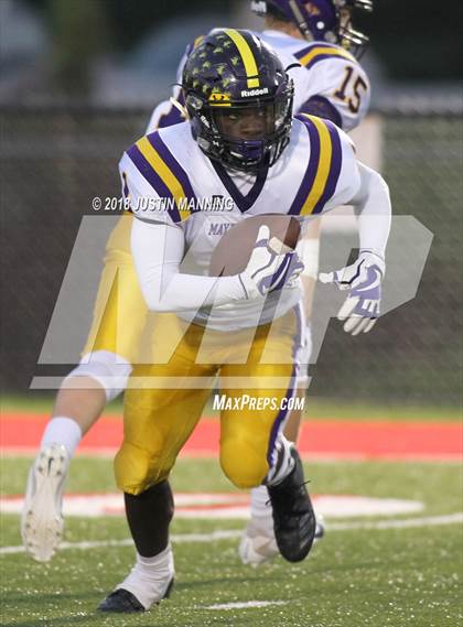 Thumbnail 2 in Mayflower @ Glen Rose photogallery.