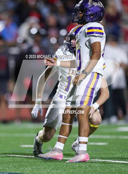 Thumbnail 3 in Richardson vs. Coppell (UIL 6A D1 Area) photogallery.