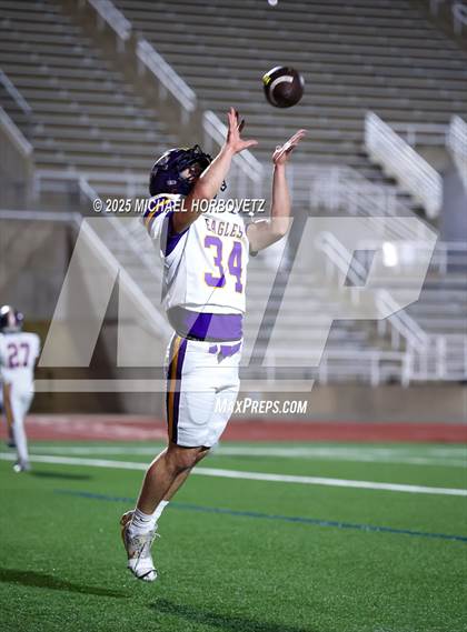 Thumbnail 3 in Richardson vs. Coppell (UIL 6A D1 Area) photogallery.
