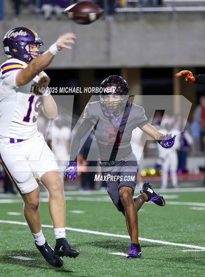 Thumbnail 2 in Richardson vs. Coppell (UIL 6A D1 Area) photogallery.