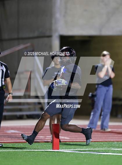 Thumbnail 3 in Richardson vs. Coppell (UIL 6A D1 Area) photogallery.