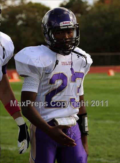 Thumbnail 3 in Islip @ Sayville photogallery.