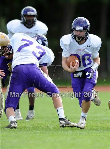 Thumbnail 3 in Islip @ Sayville photogallery.