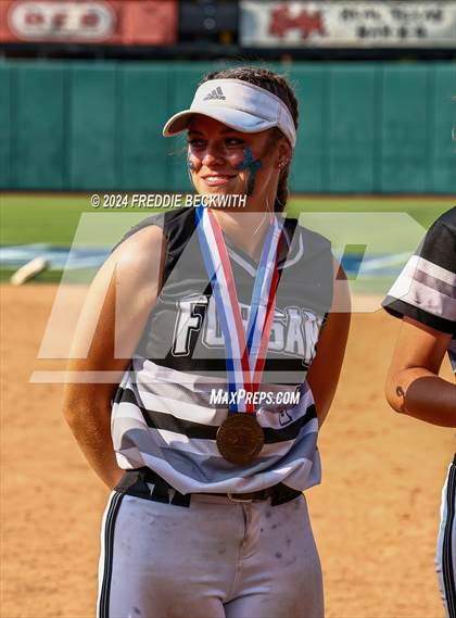 Thumbnail 1 in Beckville vs. Forsan (UIL 2A Softball Semifinal) photogallery.