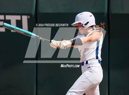 Thumbnail 1 in Beckville vs. Forsan (UIL 2A Softball Semifinal) photogallery.